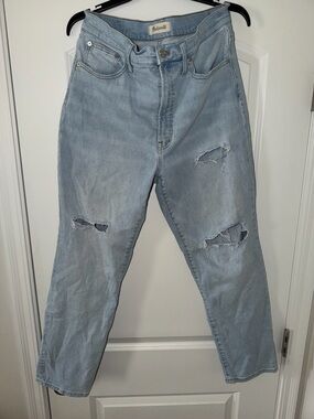 Light Wash Madewell Ripped High-Rise Mom Jeans Size 31